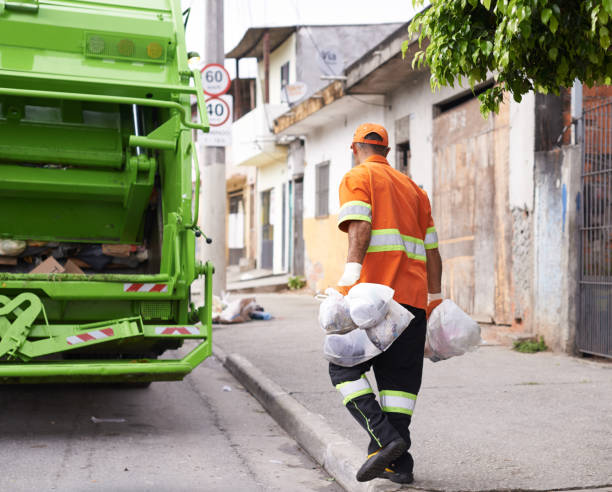 Best Furniture Removal  in Center Hill, FL